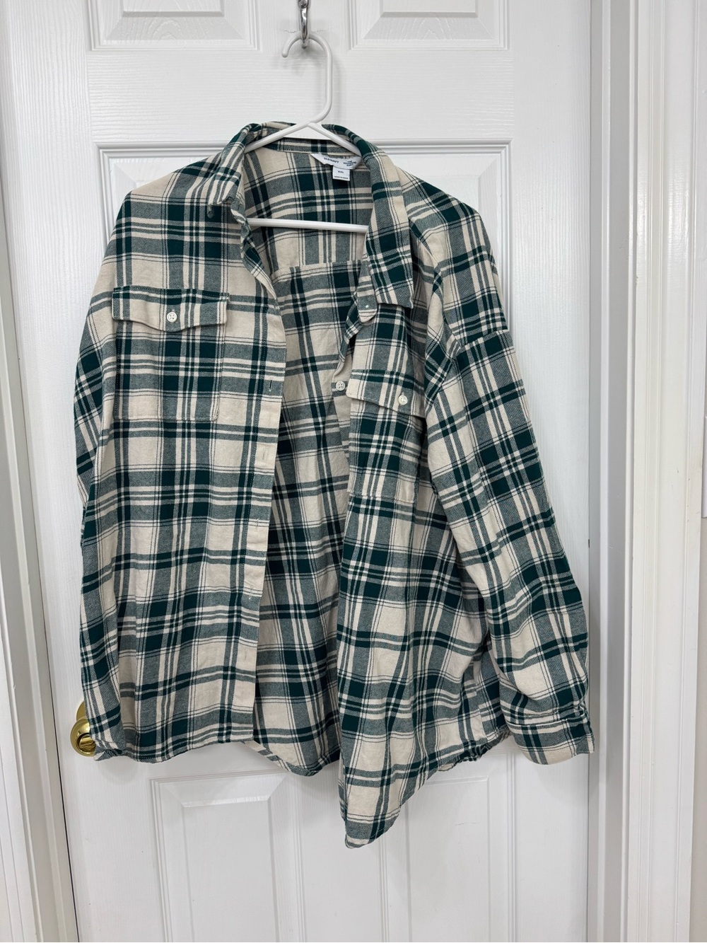 Women’s green and Cream Plaid Flannel Shirt